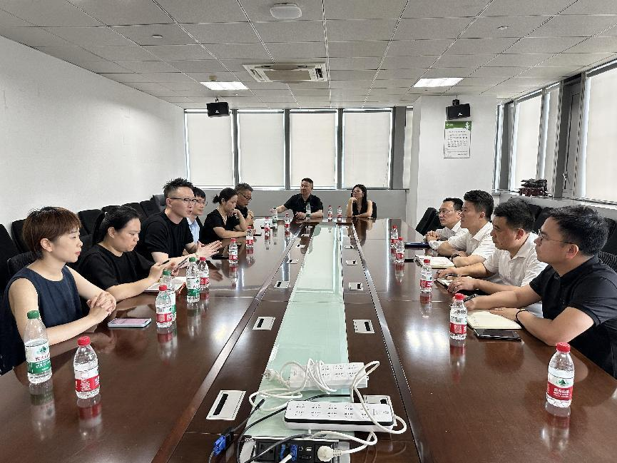 参观进建拓视野，经验互换促成长——钱江商城赴荆门大厦501城市广场互换进建