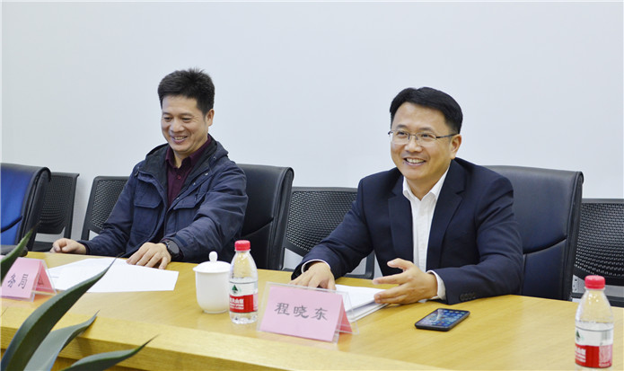 拱墅区副区长程晓东一行莅临j9国际站备用文创集团调研互换