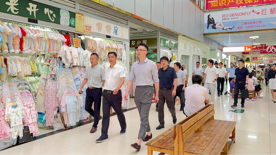 绷紧“安全弦”，把好“节前关”！拱墅区区辅导莅临钱江商城发展节前安全出产查抄
